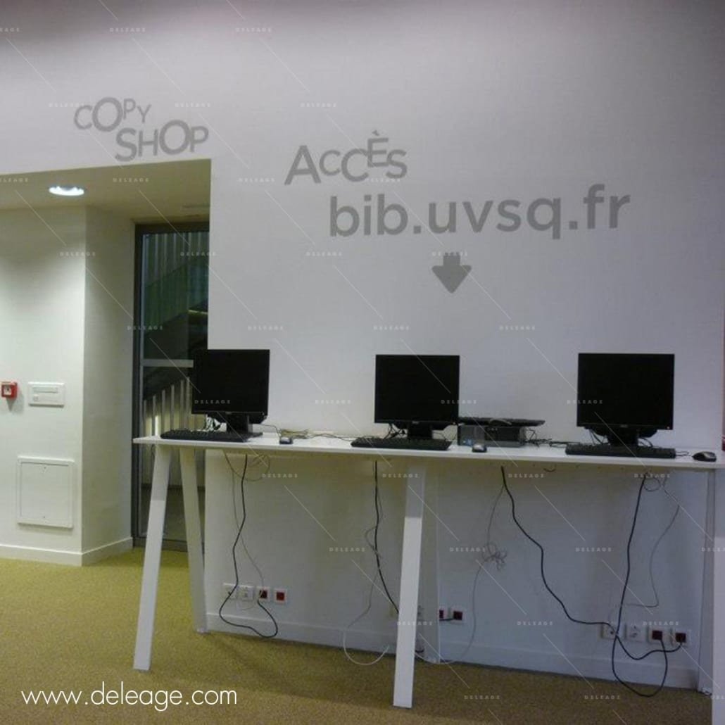 Lettrage-découpe-mural