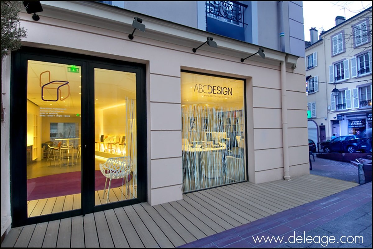 vitrine-extérieur-adhésif