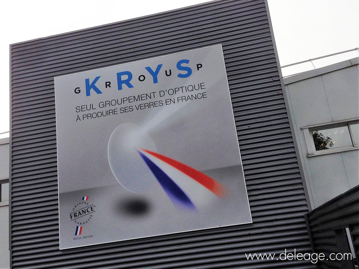 enseigne-usine-sur-facade