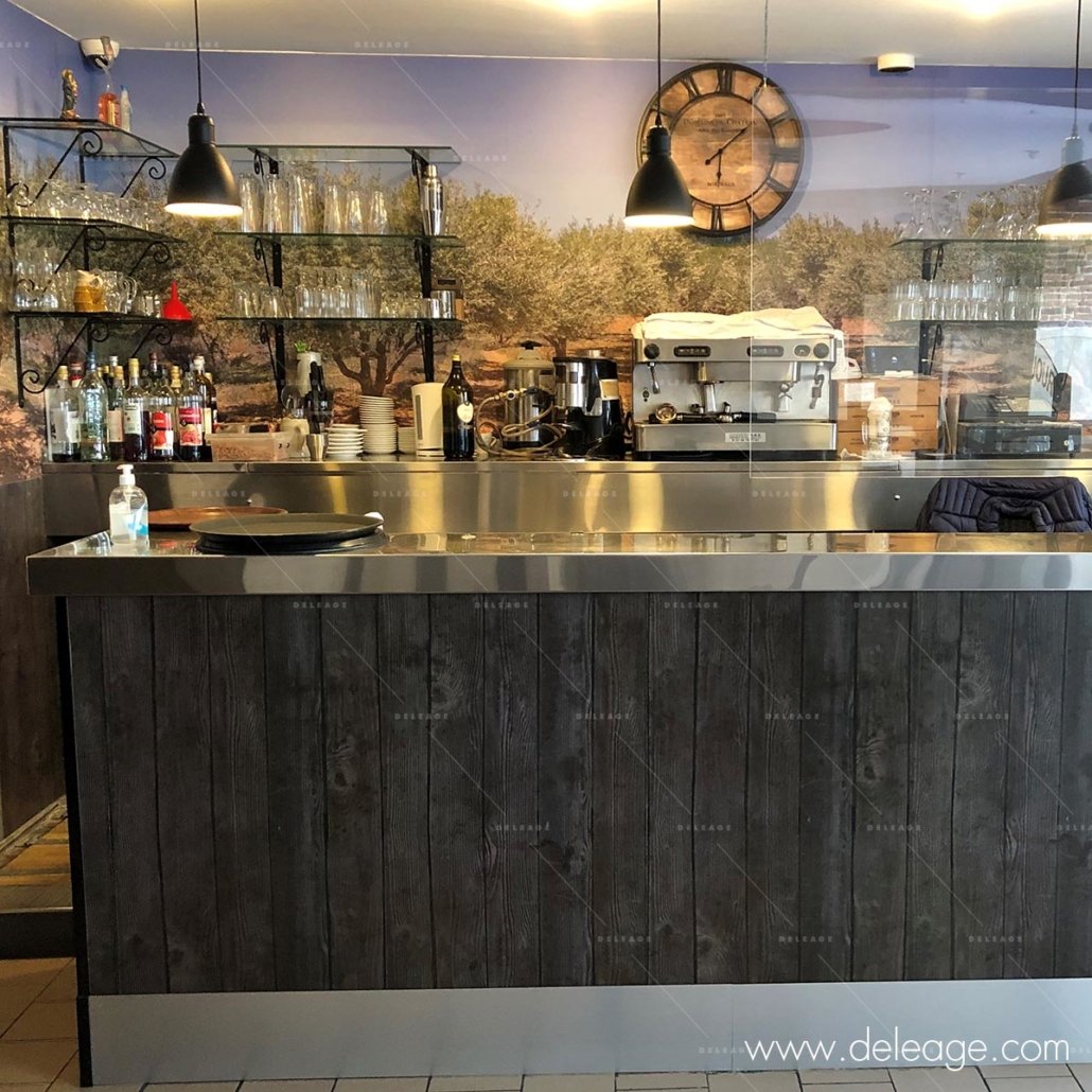 Habillage dibond bar et mur 1