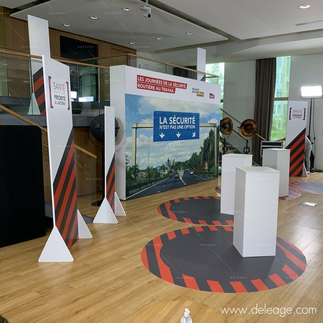 totem-carton-économique-19mm