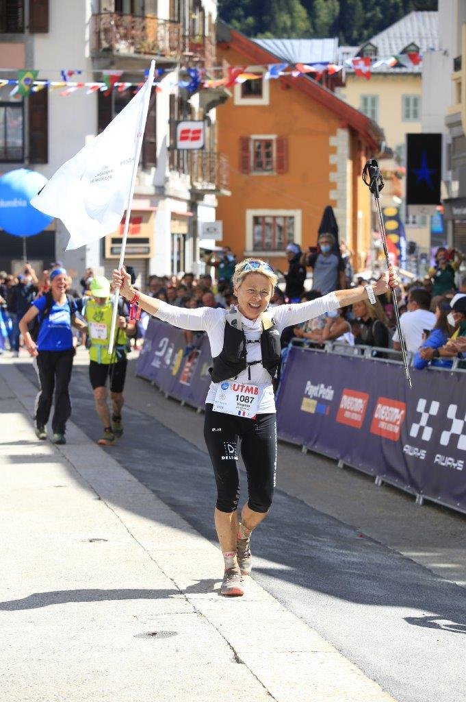 Virginie-de-Neuville-TEAM-DELEAGE-UTMB-2021 (10)