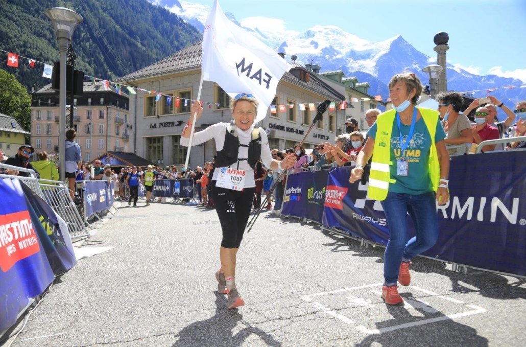 Virginie-de-Neuville-TEAM-DELEAGE-UTMB-2021 (9)