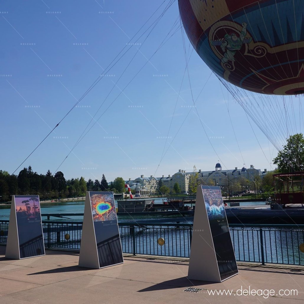 exposition-pyramide-en-métal-disneyland-paris-5