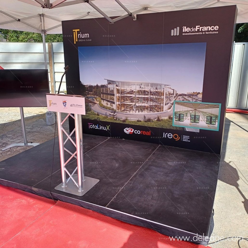 structure-autoportante-et-pvc-3