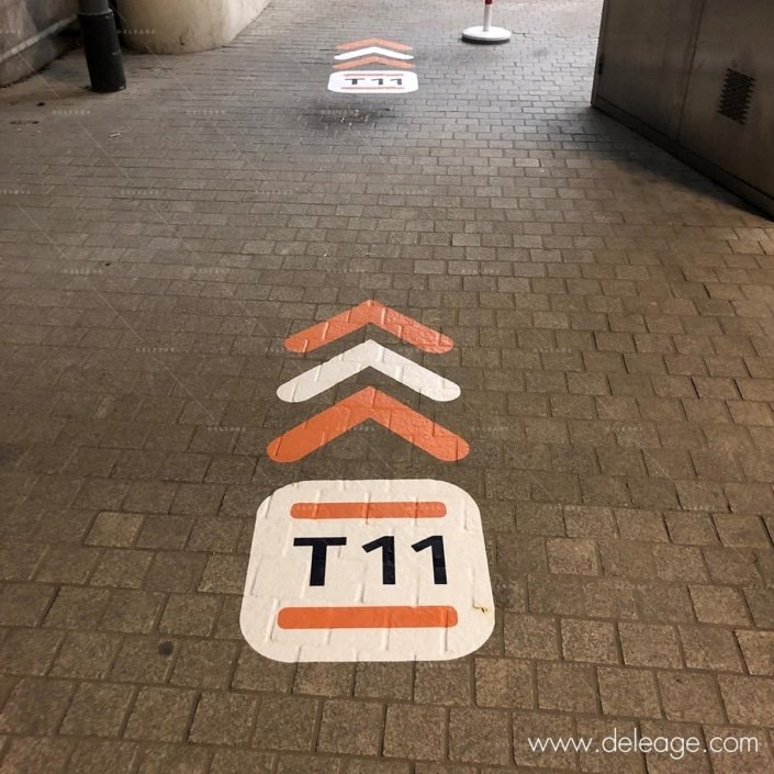 signaletique-marquage-au-sol-bitume-3