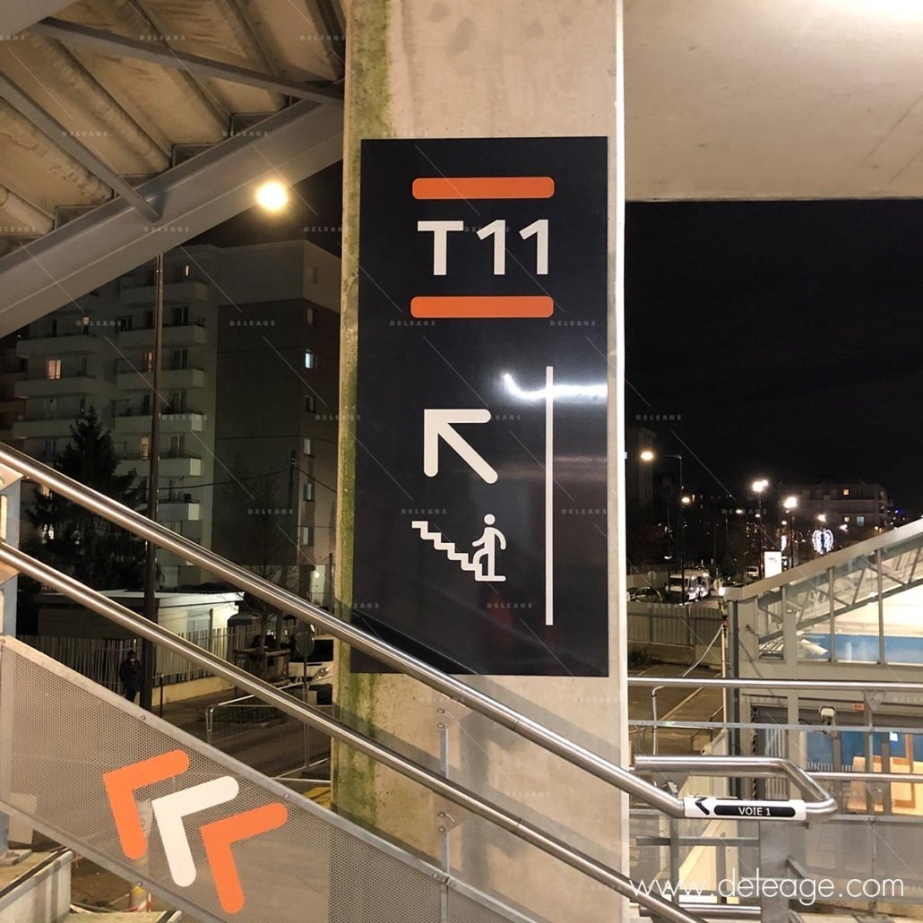 signaletique-panneau-dibond-antigrafitti-11