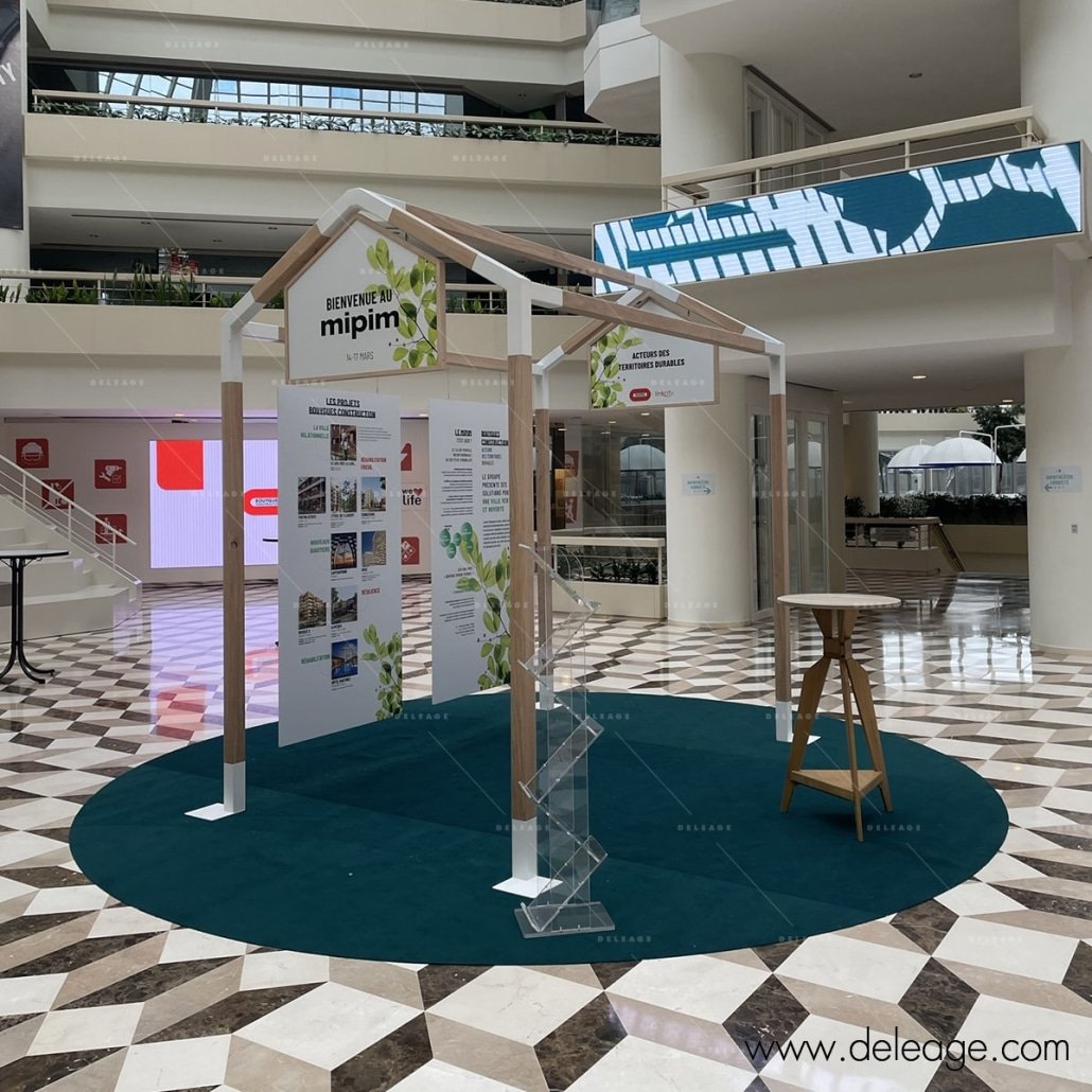 kiosque-bois-metal-stand