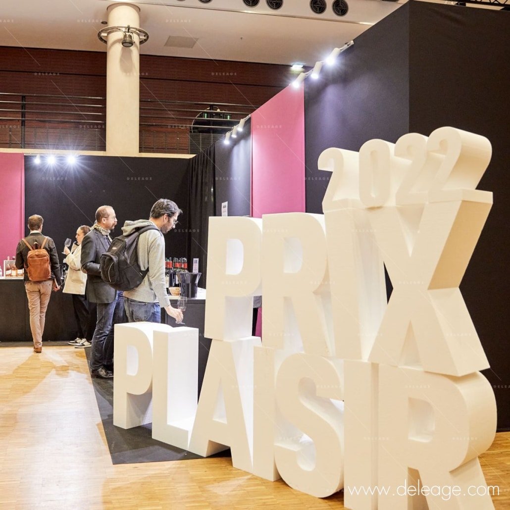 lettres-en-volume-polystyrene-au-salon-du-vin