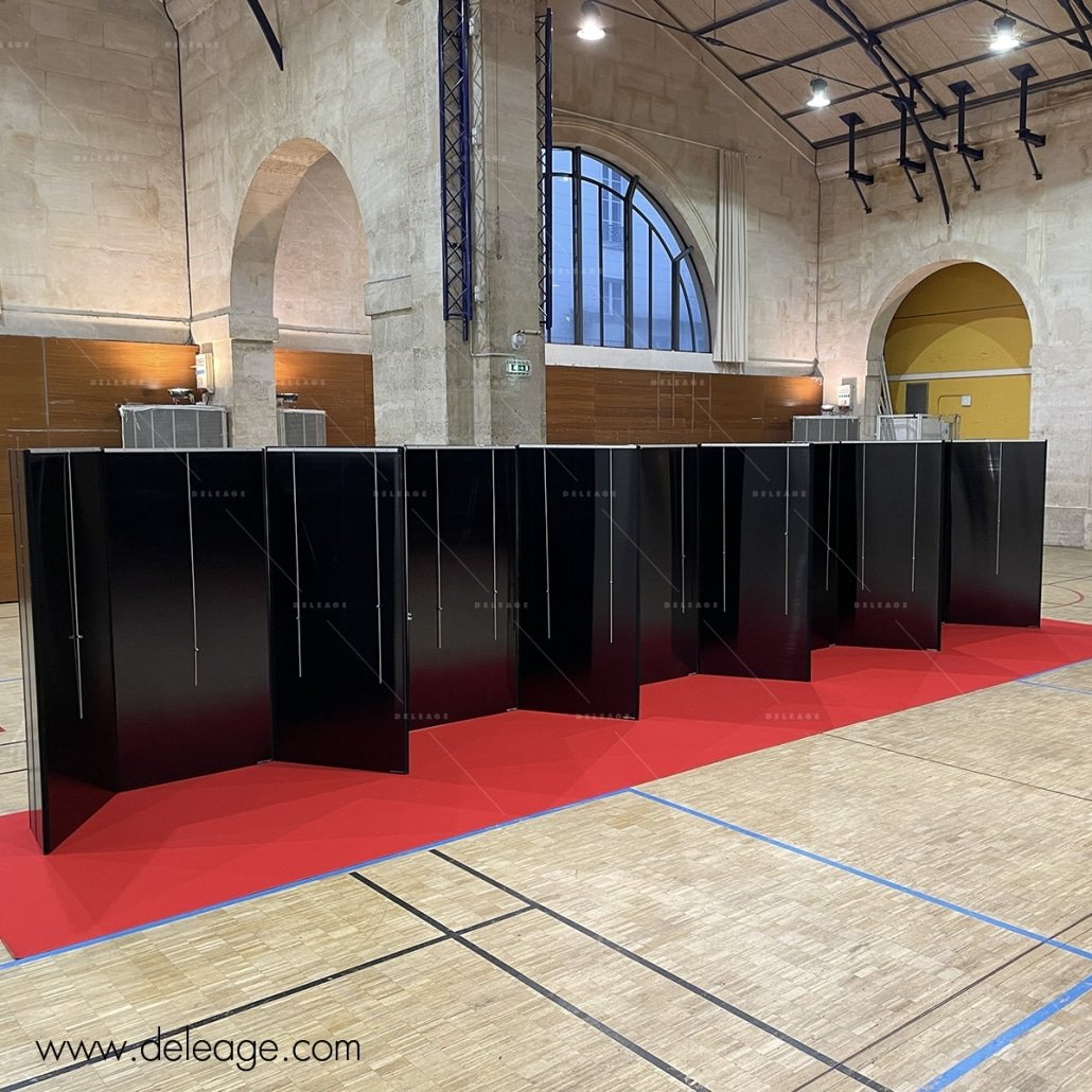 grilles-d'exposition-design-pour-tableaux