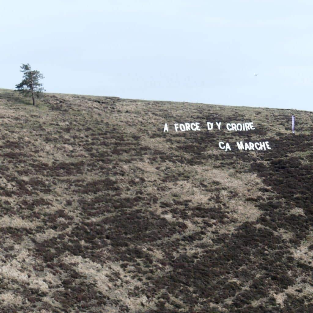 lettres-en-polystyrene-en-haut-du-pariou