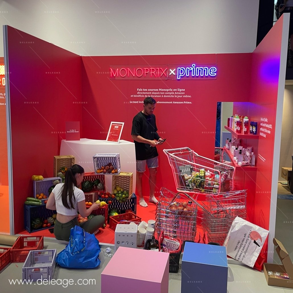 stand-avec-deco-mural-et-sol-imprimé