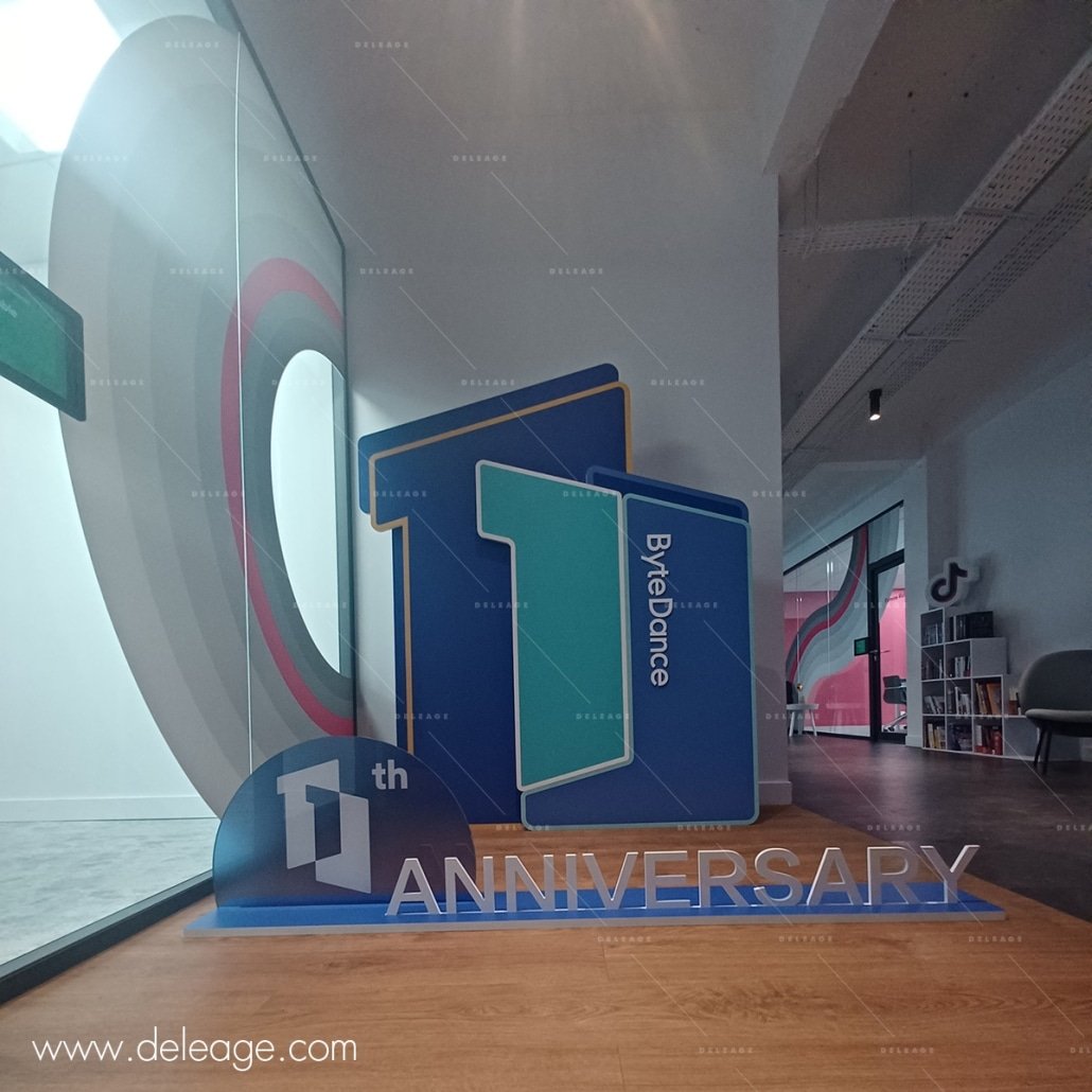 photocall-et-logo-en-relief