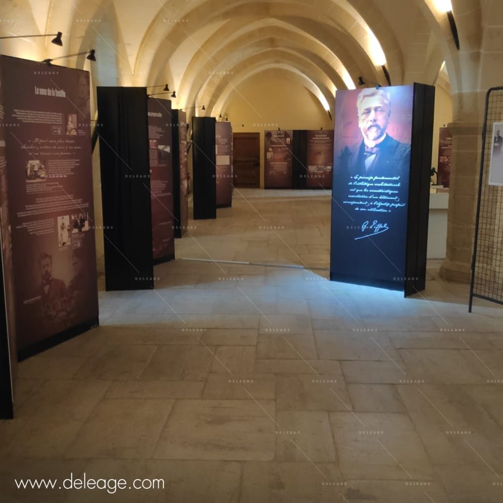 Panneaux-d'exposition-autoportants