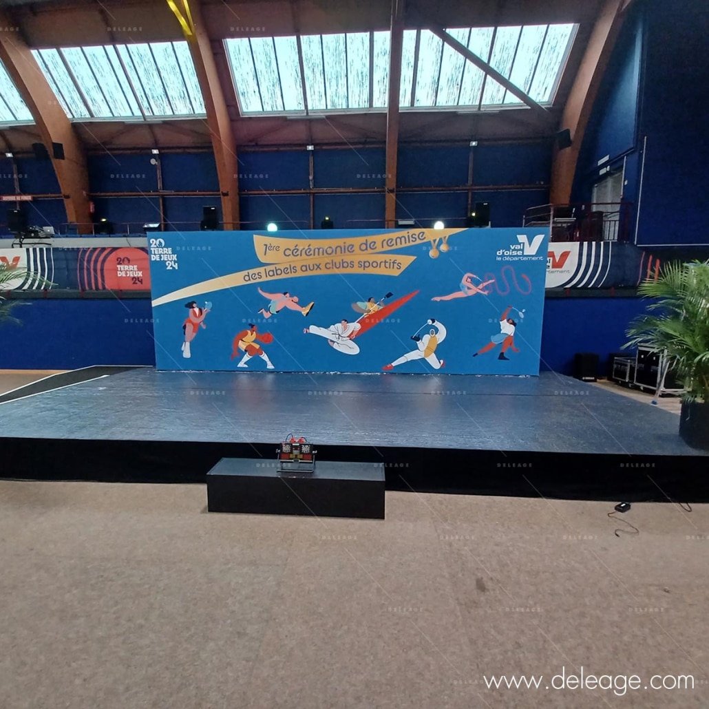 fond-de-scene-droit-autoportant-tissu