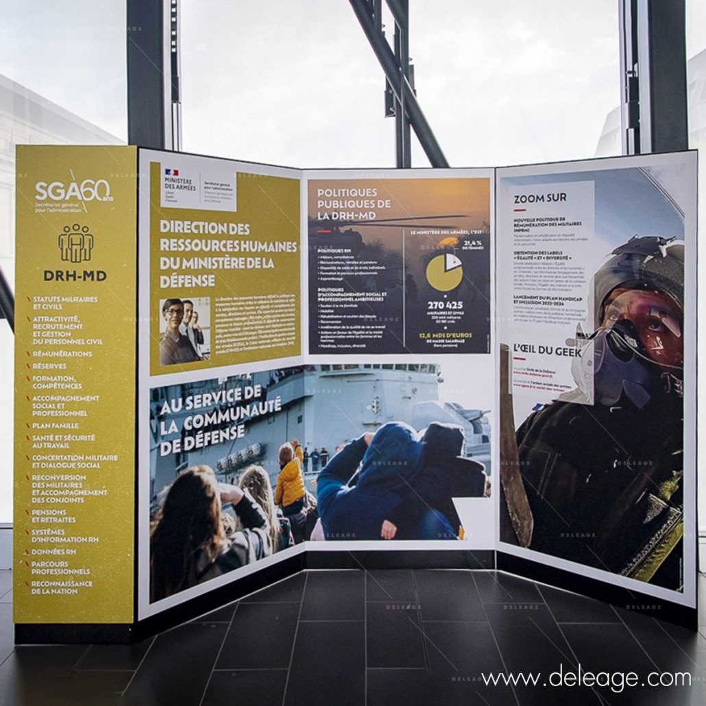 expo-ministere-panneaux-zigzag