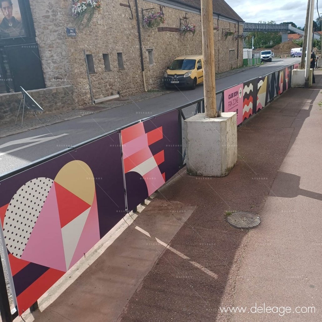 installation-fan-zone-jo-bache-jo-sur-barriere-de-la-ville-de-trappes