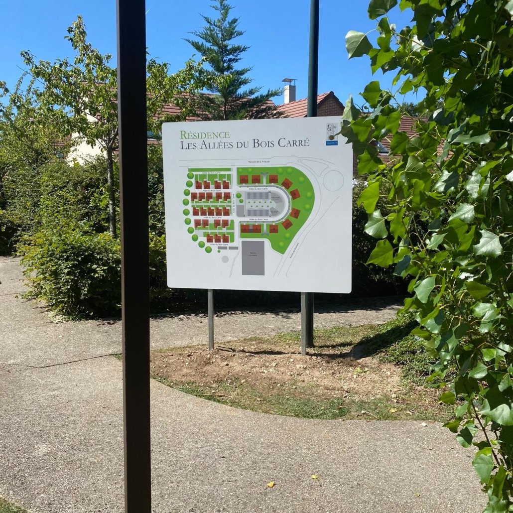 totem-bi-mats-enterre