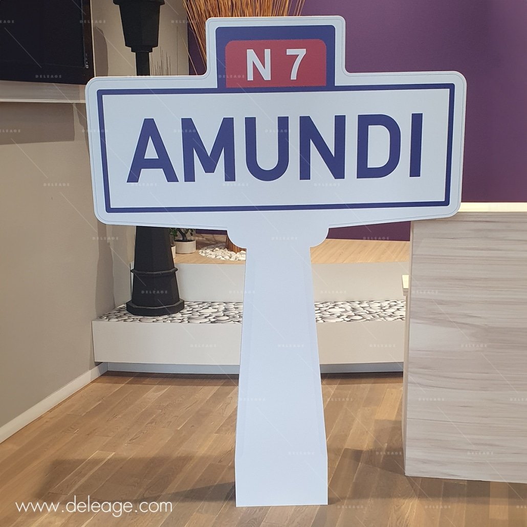 reproduction-d'objet-mytique-en-polystyrène