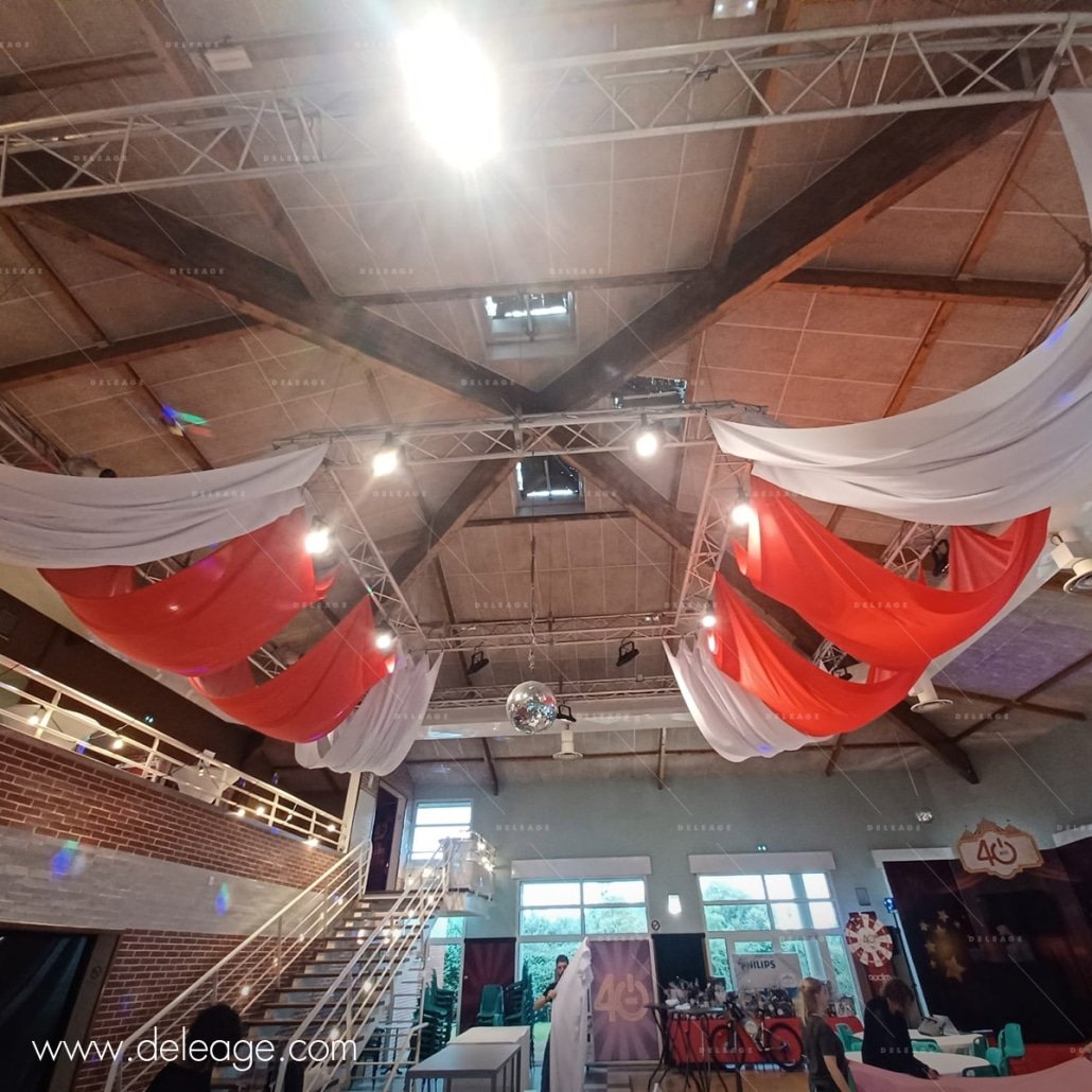 drapeaux-suspendus-decoratifs