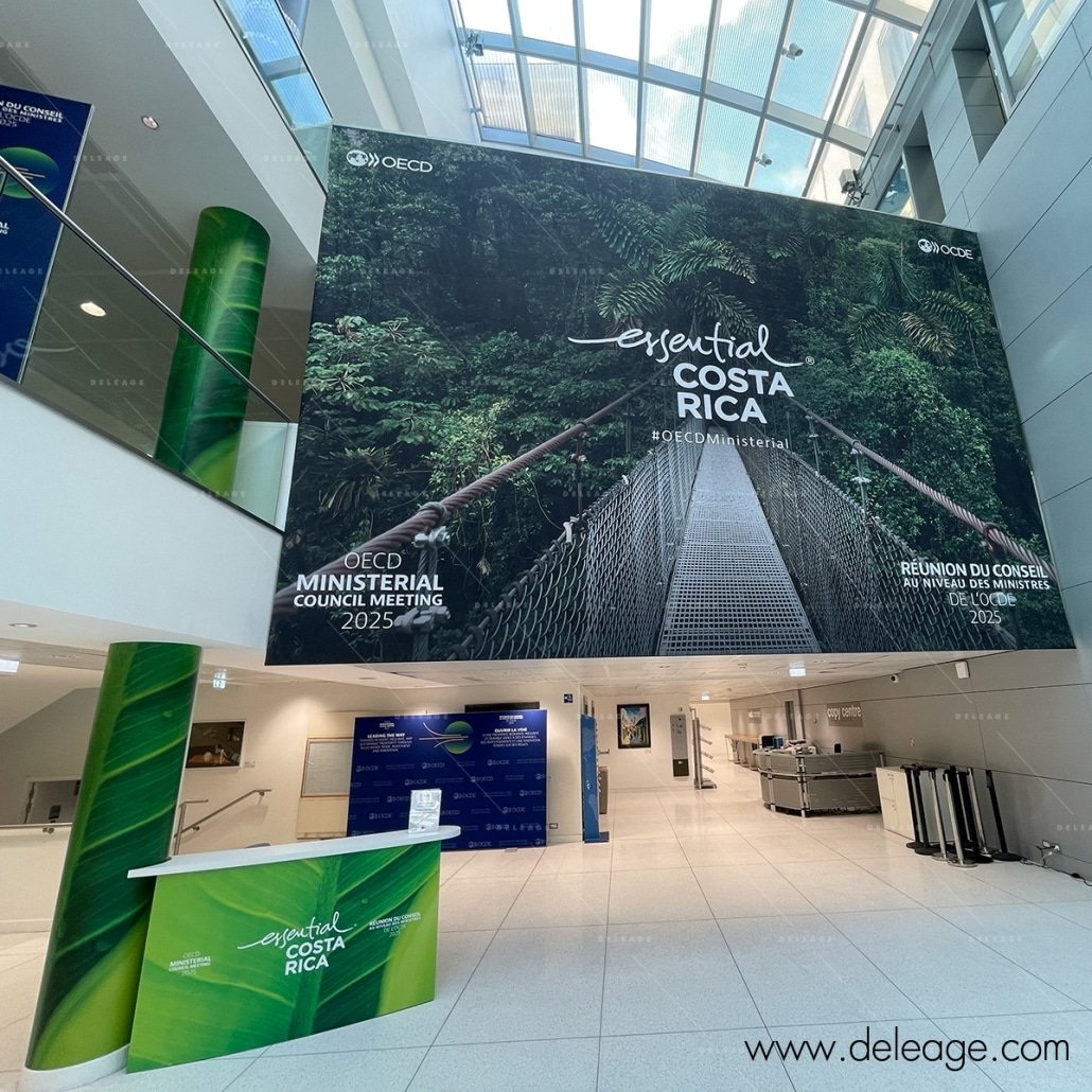 affichage-verticale-suspendu