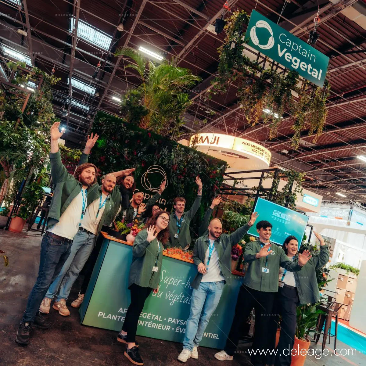 3-stand-evenementiel-sur-mesure-captain-vegetal-workspace-equipe Équipe Captain Végétal — inauguration du stand, Workspace 2026